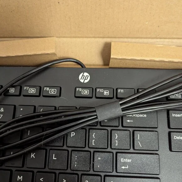 ⭐ USB keyboard NWOT - Picture 3 of 3